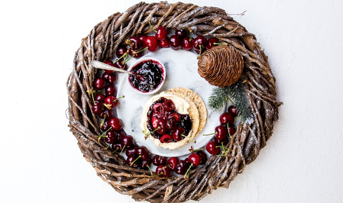 CORN THINS slices with mascarpone, berry jam & cherries