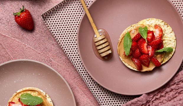 Peanut butter, strawberry, honey & mint