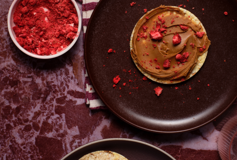 Biscoff Spread with Freeze-dried Strawberries on Corn Thins slices